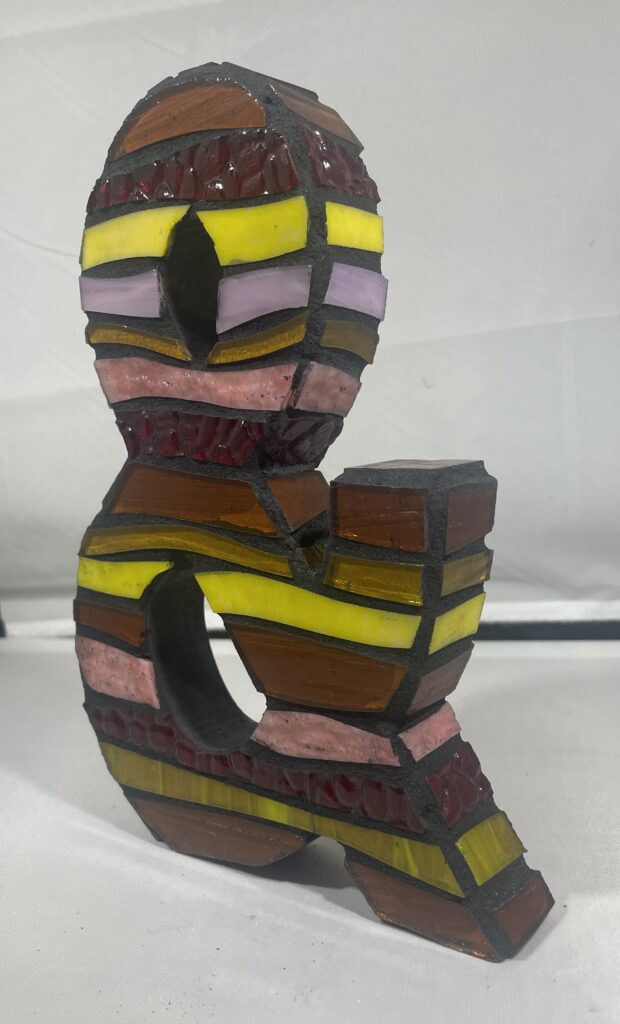 Freestanding Ampersand